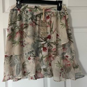 NWT Chelsea and Violet mini skirt!